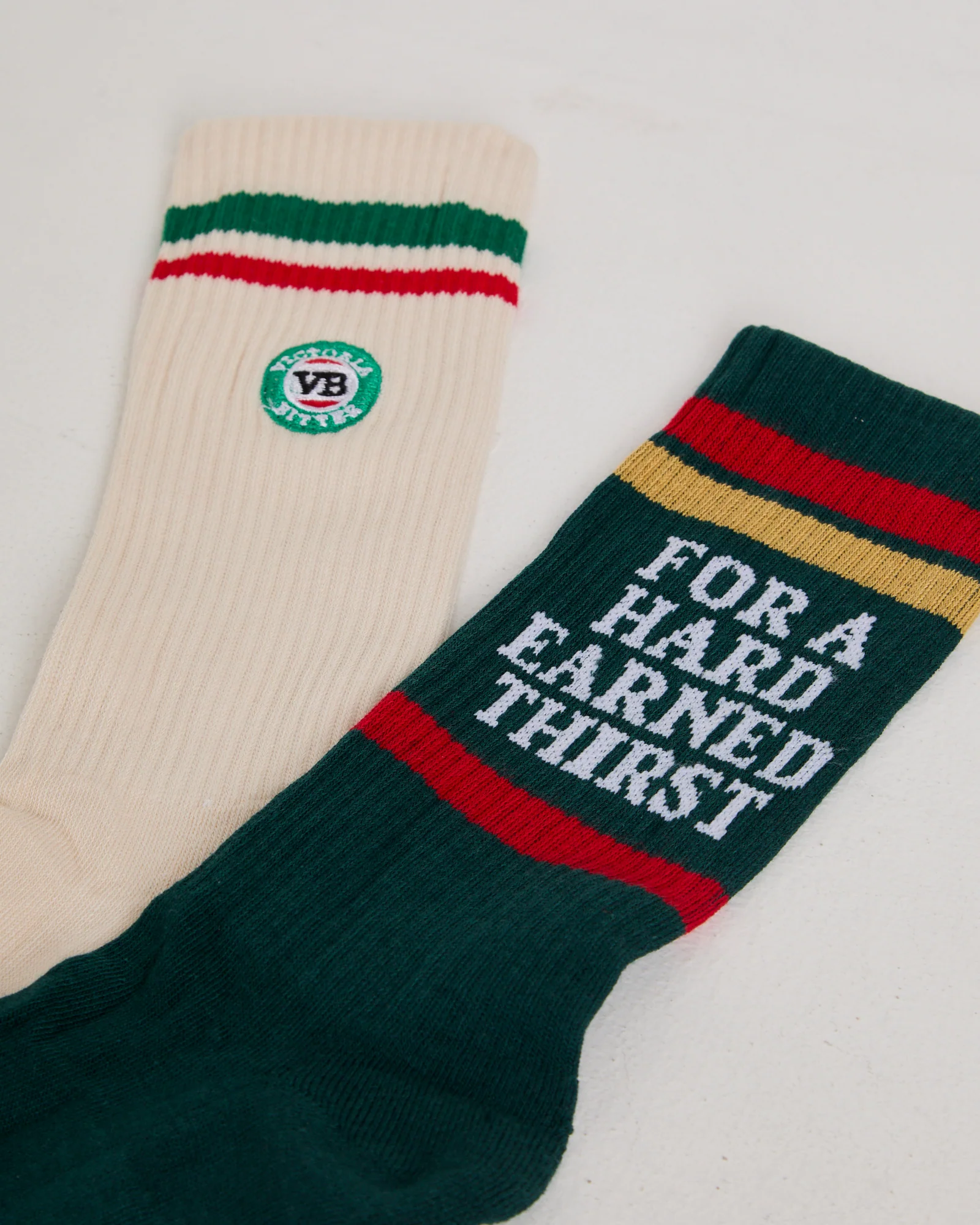VB Gift Can And Stubby Sneaker Socks 2 Pack - Image 4