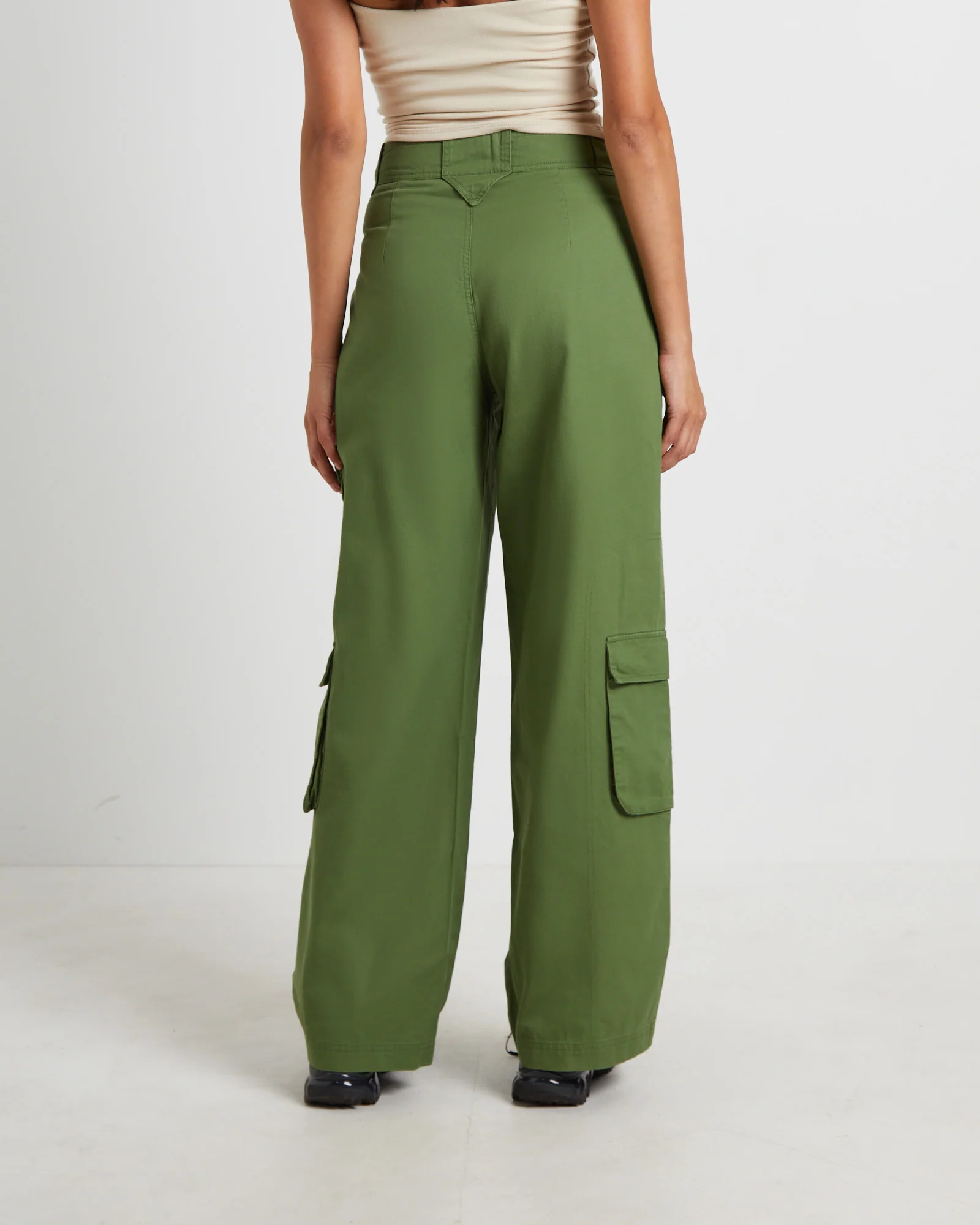 Water Pipe Cargo Pants in Khaki Green - Image 2