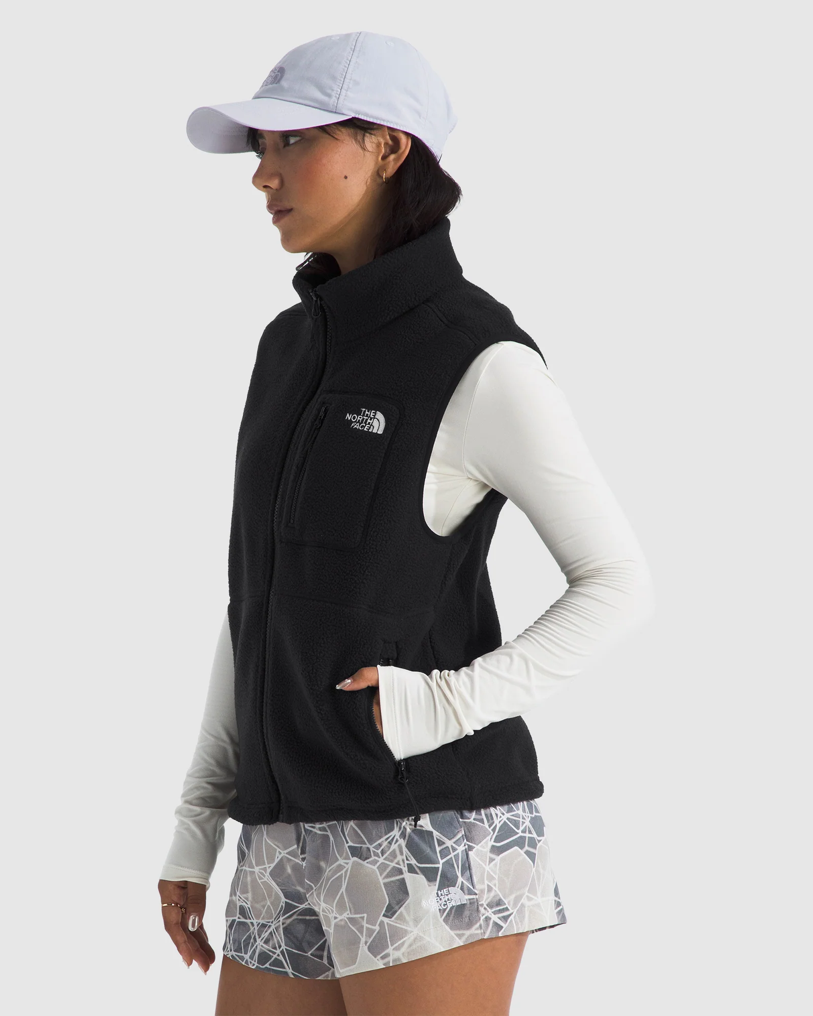Women's Yumiori Fleece Vest - Image 3