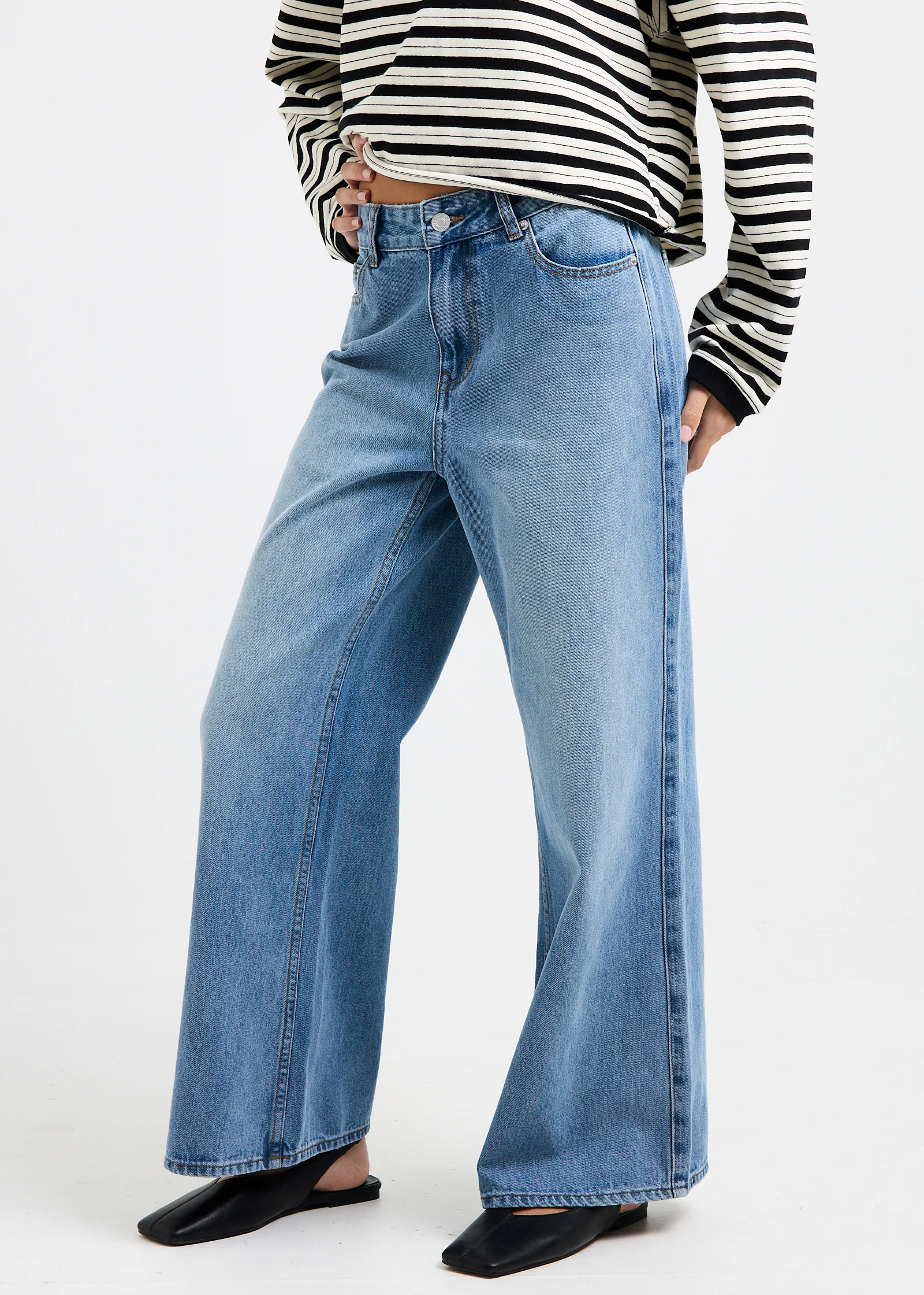 Wren Wide Denim Jeans Petite - Image 5