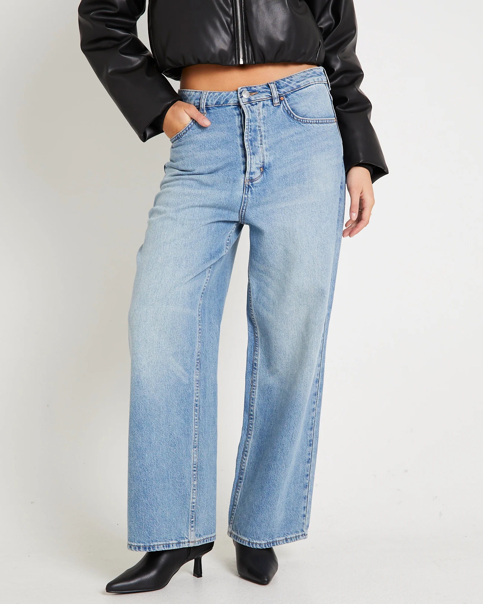 Yoko Relaxed Denim Jeans Imagine - Image 2