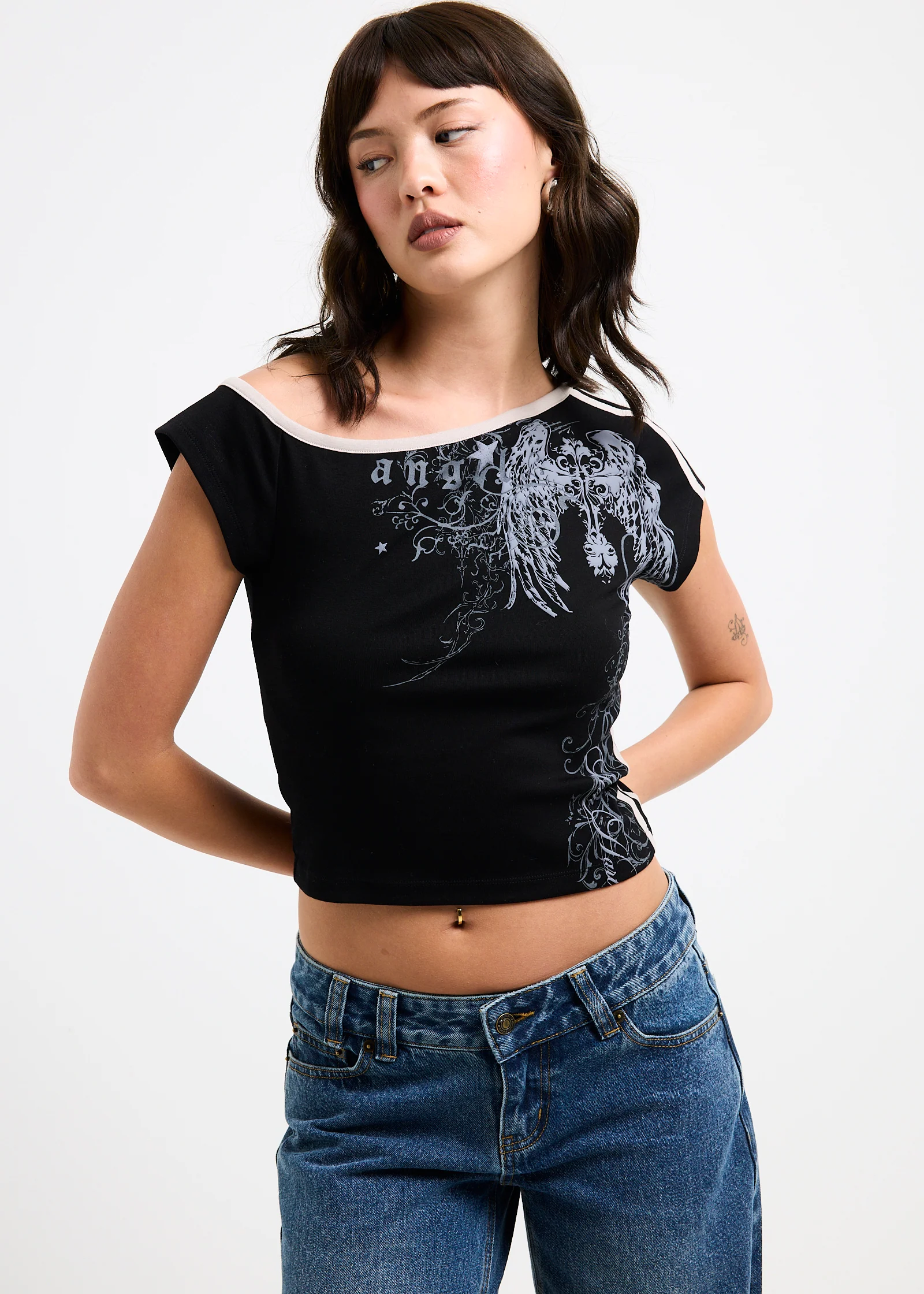 Zine Off Shoulder Top